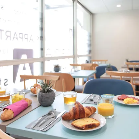 Appart'city Classic Centre Λα Ροσέλ